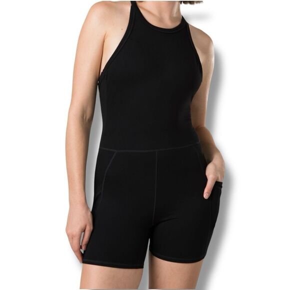 NWT - prAna Becksa Shortie Women’s Size Medium M Solid Black Romper - Picture 2 of 6